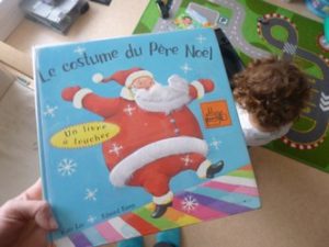 Le Costume Du Père Noël – Kate Lee et Edward Eaves – Liyah.fr – Livre enfant  Manga Shojo  BD 